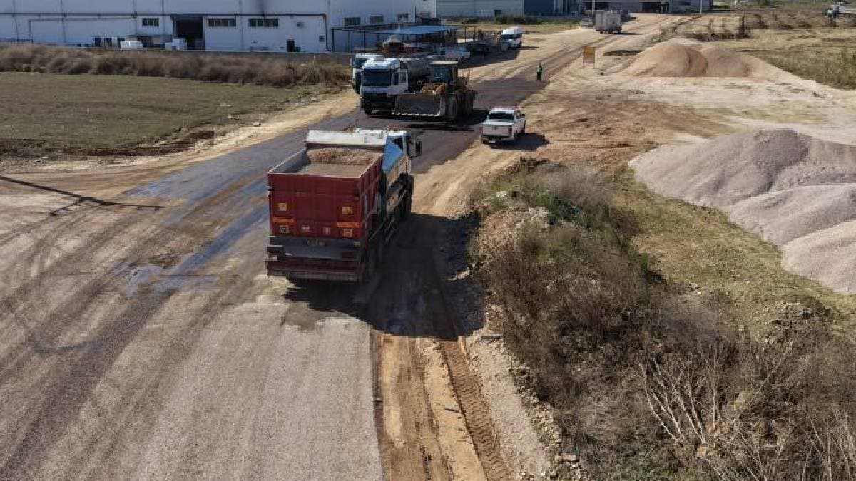 Büyükşehir’den İnegöl’e 7 kilometrelik yeni yol