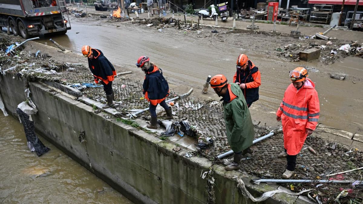 Selden etkilenen İstanbul, Sakarya ve Kocaeli’ye 2 bin kişilik destek