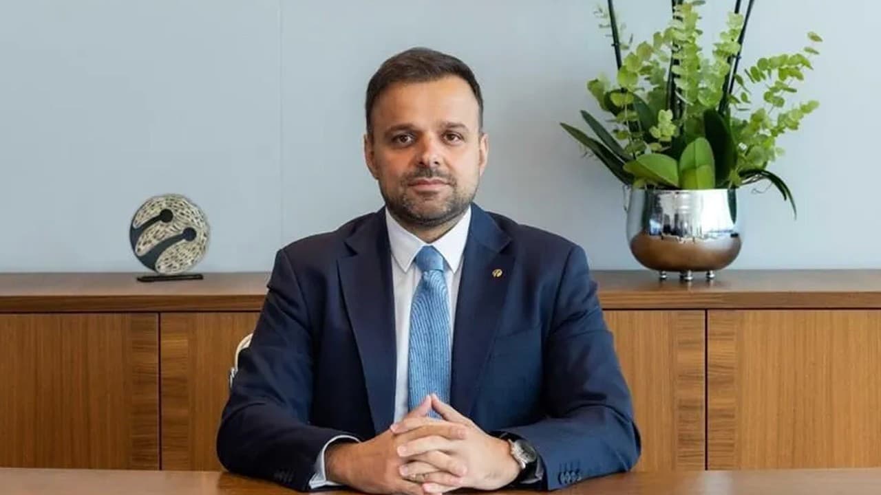 Turkcell Genel Müdürü Koç, GSMA yönetimine ikinci kez seçildi