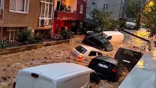 Meteoroloji Mühendisleri Odası’ndan İstanbul’daki sel felaketine ilişkin açıklama: 'Sorumluluğu doğaya yüklemeyin'