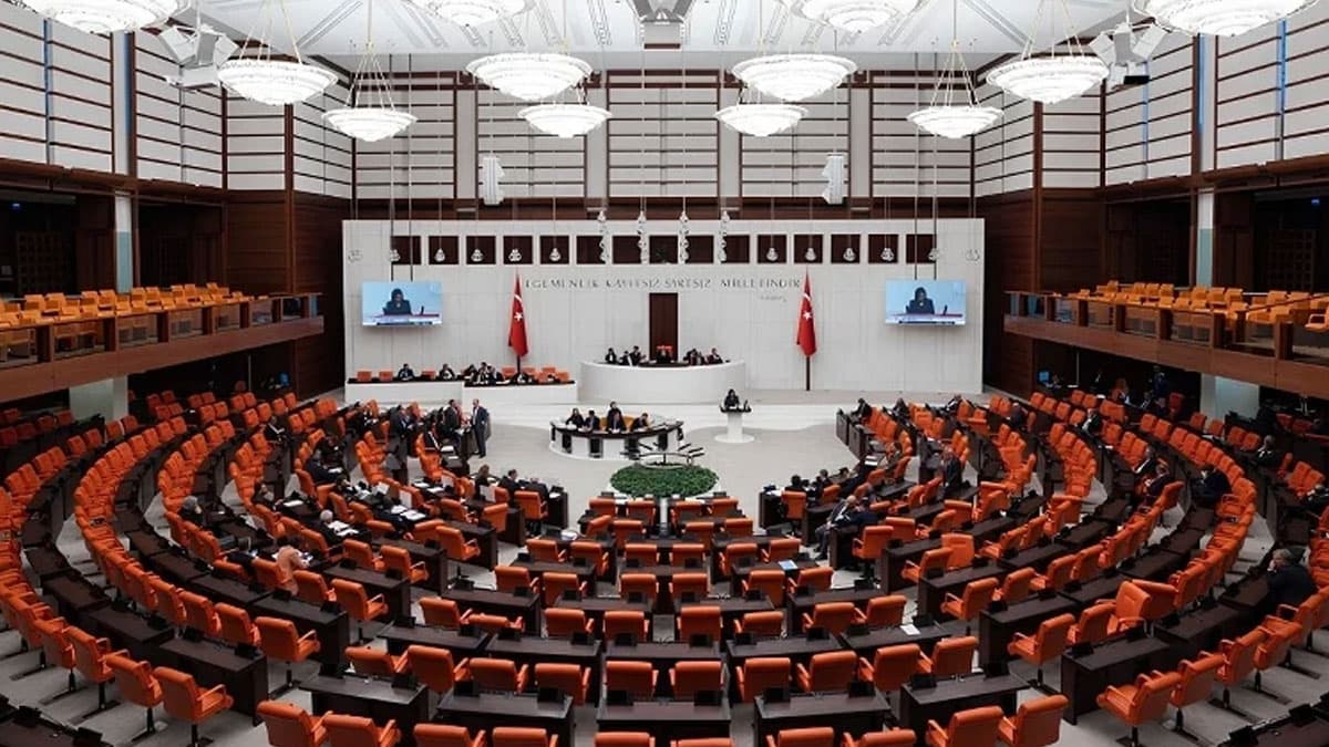 Fon krizine ilişkin yaklaşık 10 maddelik teklif Meclis gündeminde