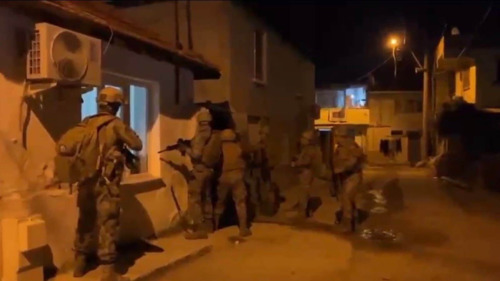 Balıkesir’de üç ilçede narkotik operasyonu: 20 şüpheli yakalandı