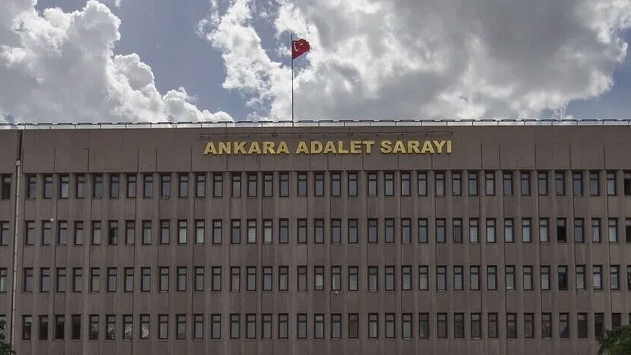 Eyüpsultan Belediye Başkanı Özmen dahil 13 kişi tutuklandı