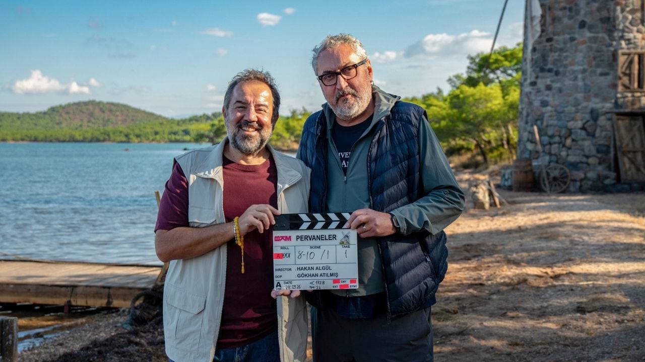 Ata Demirer’den yeni proje: 'Pervaneler' filminin çekimleri başladı...