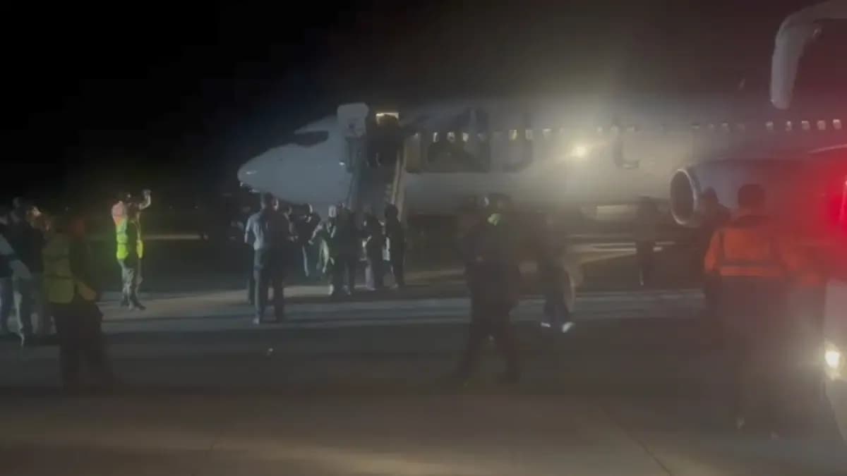 Ankara-Şanlıurfa uçağında bomba paniği: Yolcular tahliye edildi, arama başlatıldı