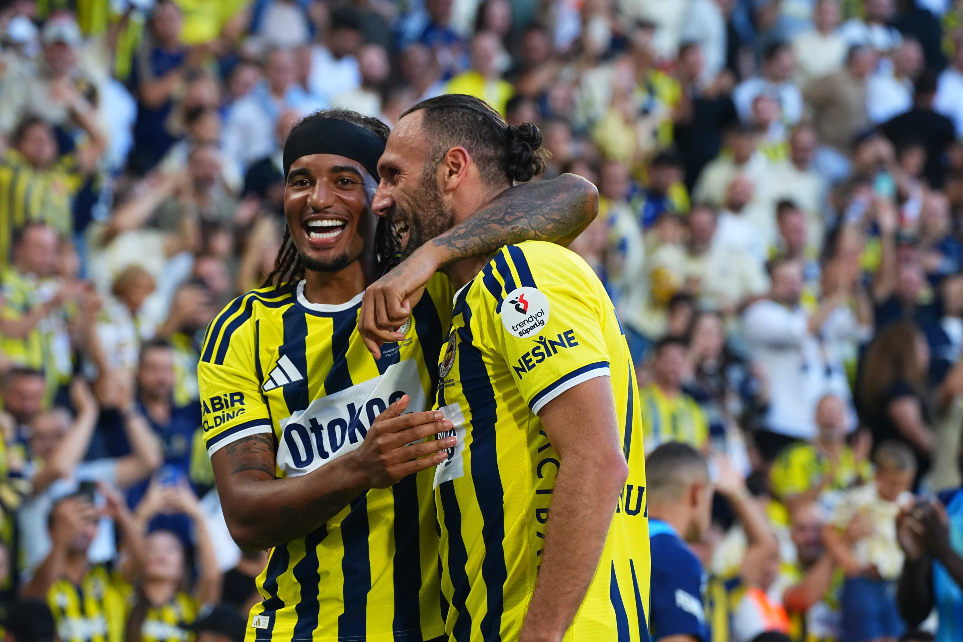 Fenerbahçe aldığında çok tartışılmıştı, çılgın teklifle kapıyı çaldılar