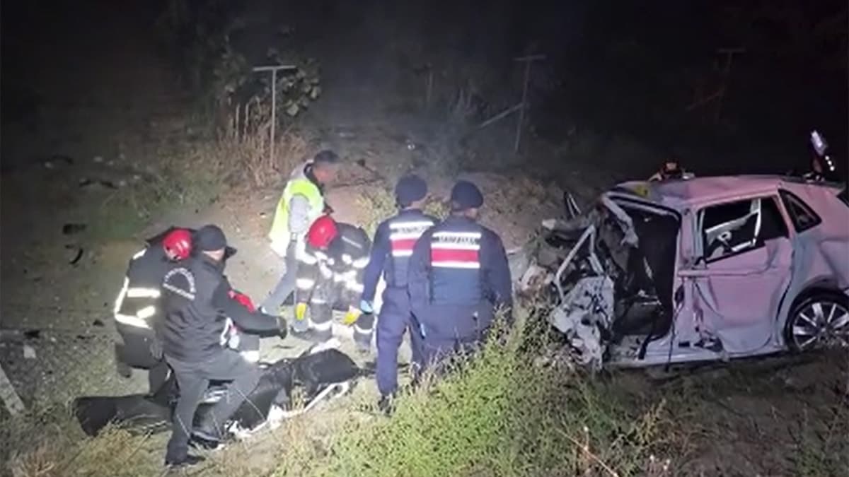 Çorum’da iki araç çarpıştı: 4 kişi yaşamını yitirdi, 1 yaralı ağır